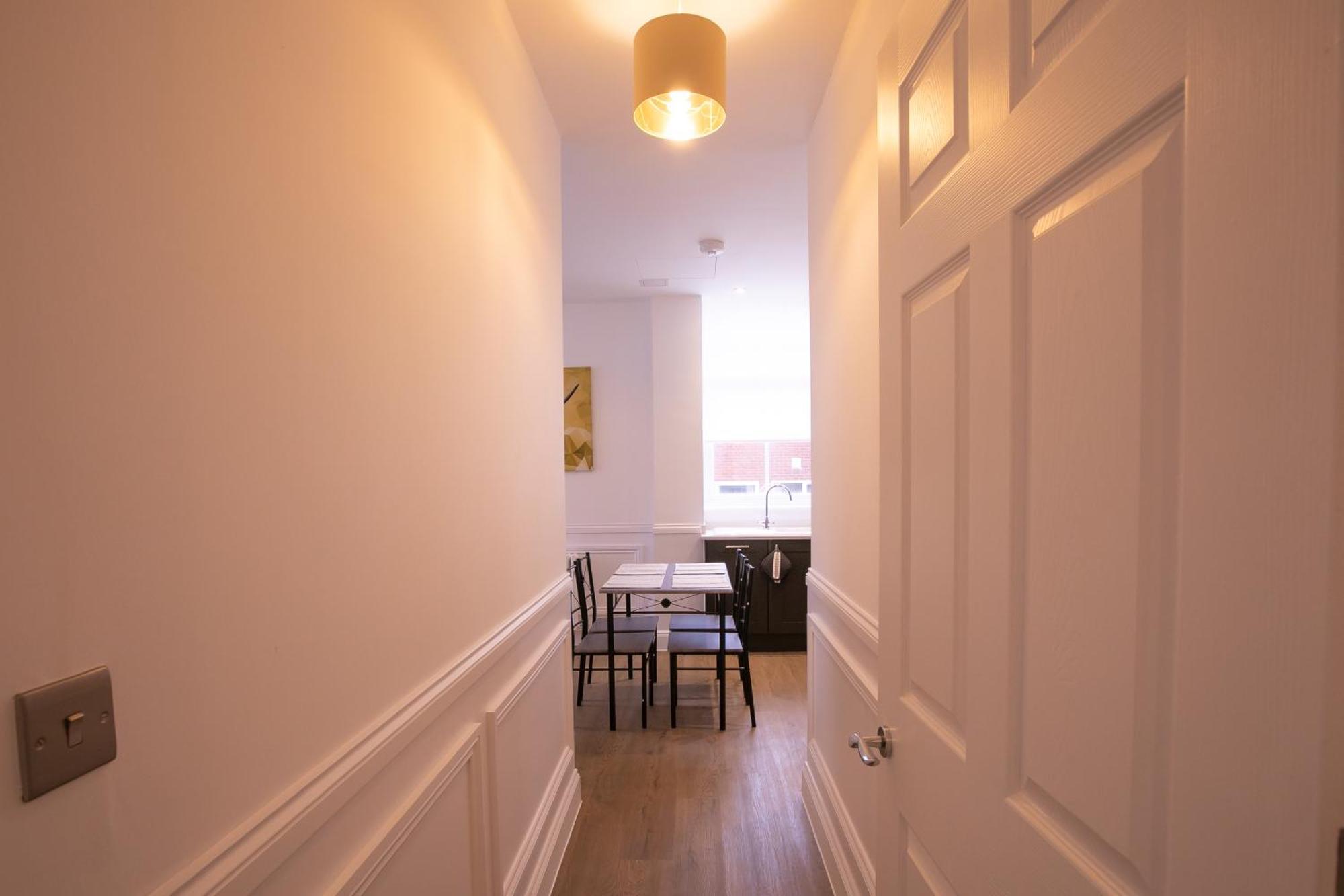 The Burlington Collection Apartment Шерингам Екстериор снимка